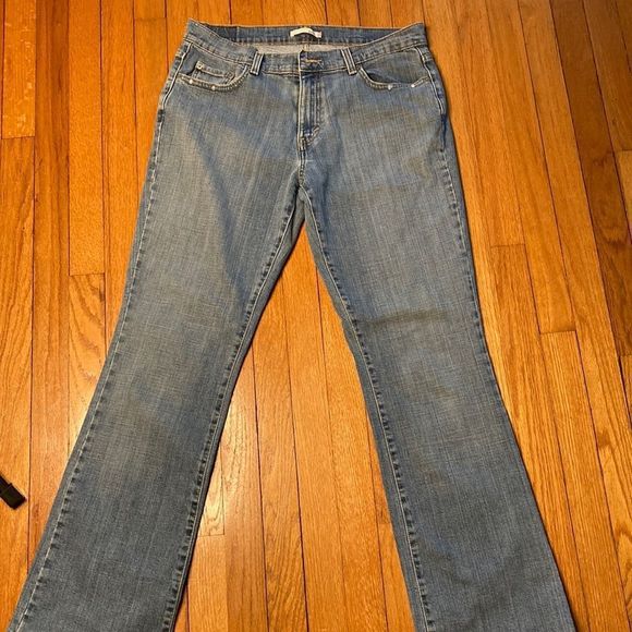 Levi’s 515 Jeans Bootcut Medium Wash Blue Jeans - Picture 1 of 13